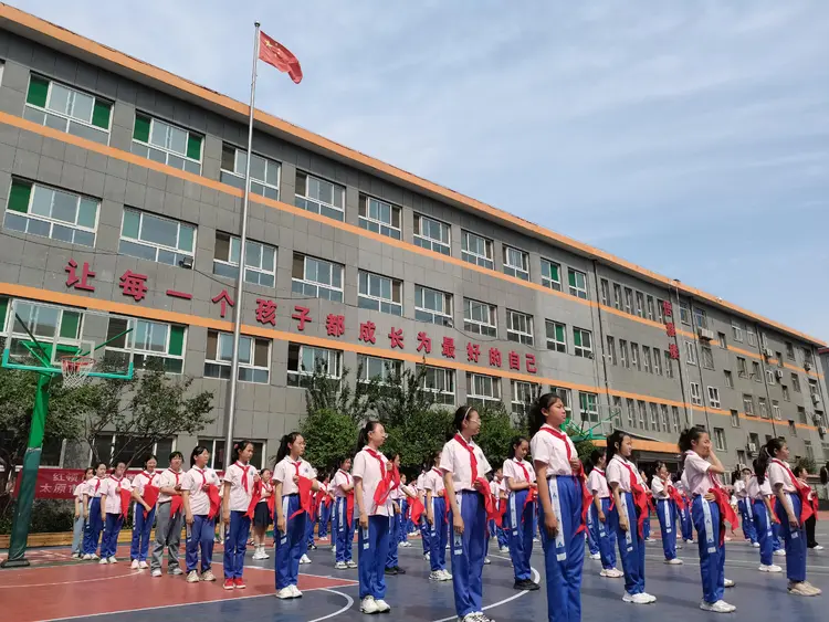 红领巾爱祖国!公园路小学少先队迎来120名新队员 第23张 红领巾爱祖国!公园路小学少先队迎来120名新队员 第23张