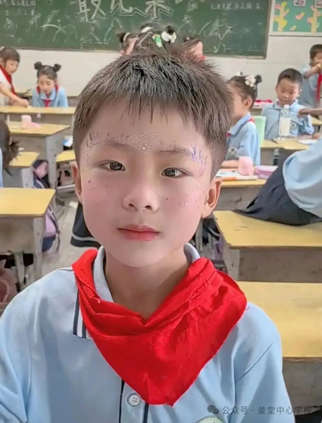 五彩童梦,欢乐六一------姜堂小学举行庆六一文艺汇演 第7张