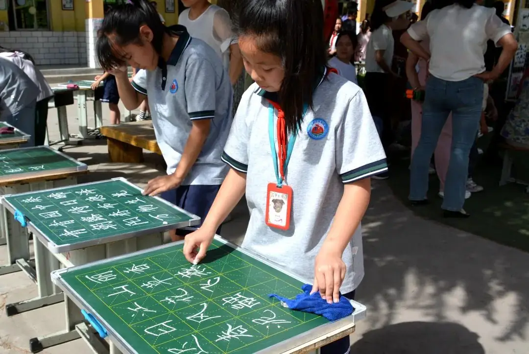 红领巾爱祖国 萌娃闯关过六一——临晋小学“庆六一”主题汇演暨综合实践活动纪实 第78张 红领巾爱祖国 萌娃闯关过六一——临晋小学“庆六一”主题汇演暨综合实践活动纪实 第78张