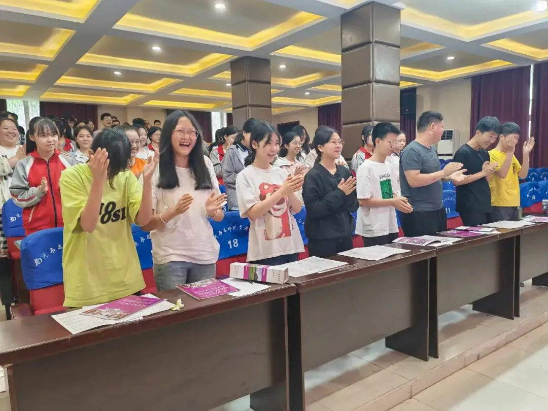 减压赋能 向高而行——高坪中学·老君小学携手共赴美好 第6张 减压赋能 向高而行——高坪中学·老君小学携手共赴美好 第6张