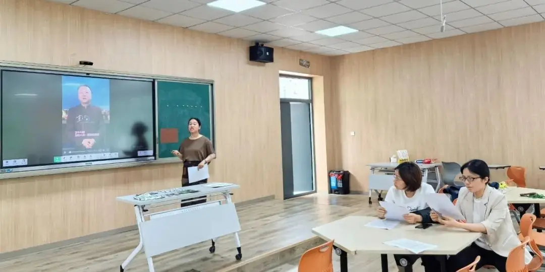 喜报:我校戴丽琼老师获区小学道德与法治优质课评比一等奖-第7张图片-四季读书网