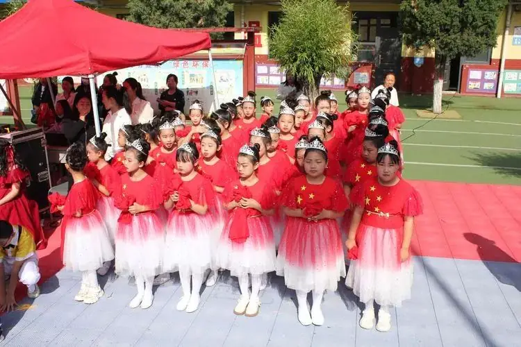 静乐县爱乐小学2024年庆“六一”文化艺术节活动 第2张 静乐县爱乐小学2024年庆“六一”文化艺术节活动 第2张