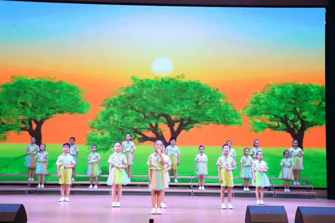 少年有志 向阳生长——滨海县行知实验小学庆“六一”暨社团成果展示 第7张 少年有志 向阳生长——滨海县行知实验小学庆“六一”暨社团成果展示 第7张