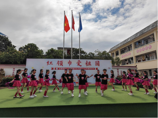 红领巾爱祖国——古陂镇中心小学举行2024年校园文化节暨“六一”艺术展演 第40张 红领巾爱祖国——古陂镇中心小学举行2024年校园文化节暨“六一”艺术展演 第40张
