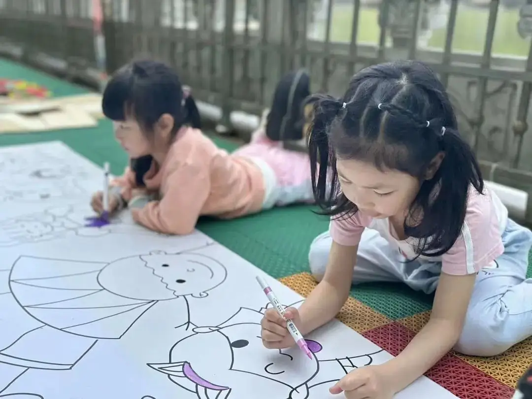 “欢乐六一,趣享成长”——燕子山小学附属幼儿园二部“庆六一”亲子主题活动 第27张 “欢乐六一,趣享成长”——燕子山小学附属幼儿园二部“庆六一”亲子主题活动 第27张