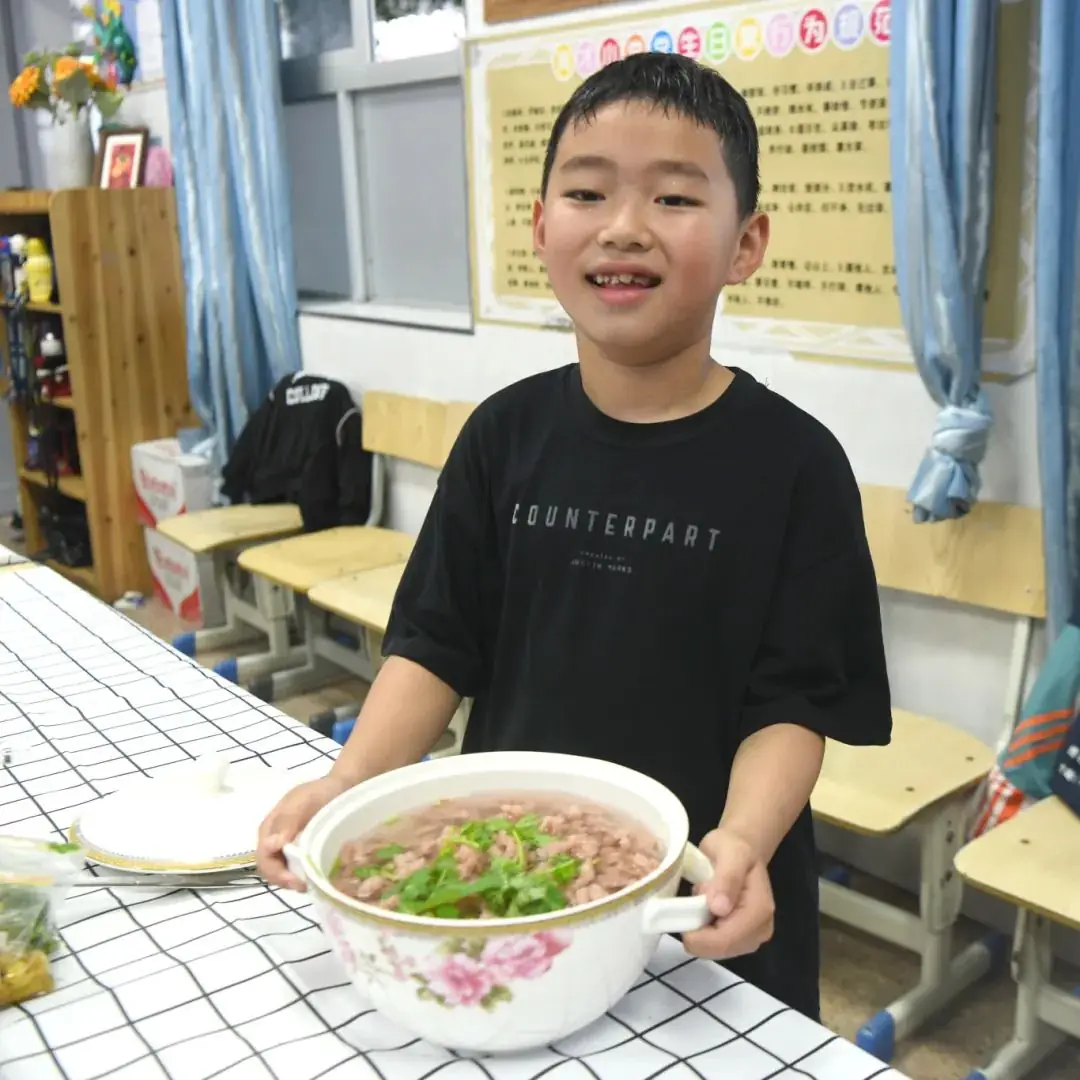 泰”美味啦!|育才小学“庆六一”食博会活动 第9张 泰”美味啦!|育才小学“庆六一”食博会活动 第9张