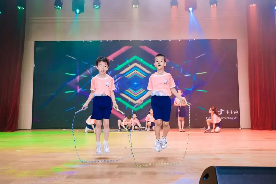 盐田区教科院附属永安小学第二届校园艺体节系列活动——以文化人篇 第41张 盐田区教科院附属永安小学第二届校园艺体节系列活动——以文化人篇 第41张
