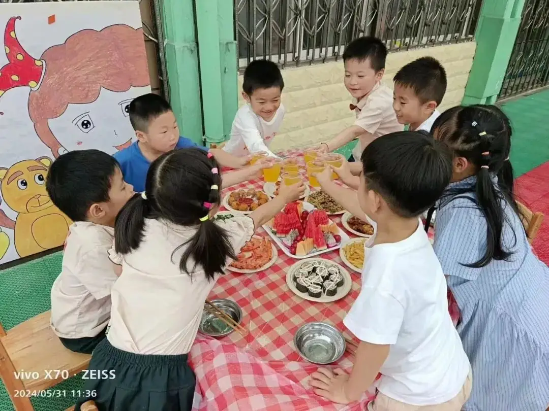 “欢乐六一,趣享成长”——燕子山小学附属幼儿园二部“庆六一”亲子主题活动 第149张 “欢乐六一,趣享成长”——燕子山小学附属幼儿园二部“庆六一”亲子主题活动 第149张