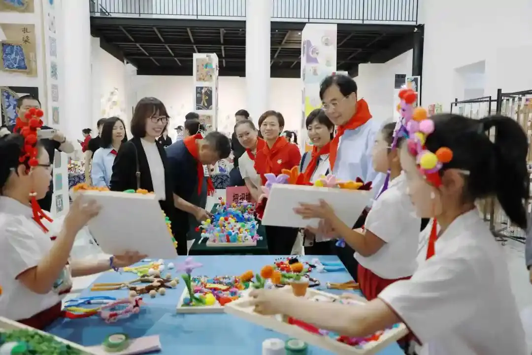 七彩童年 天天向上 | 宋庄镇中心小学校园艺术节在上上国际美术馆开幕 第42张 七彩童年 天天向上 | 宋庄镇中心小学校园艺术节在上上国际美术馆开幕 第42张