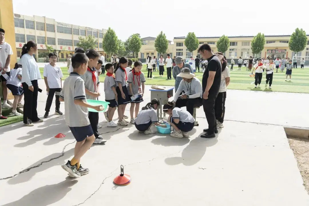 红领巾爱祖国 萌娃闯关过六一——临晋小学“庆六一”主题汇演暨综合实践活动纪实 第91张 红领巾爱祖国 萌娃闯关过六一——临晋小学“庆六一”主题汇演暨综合实践活动纪实 第91张