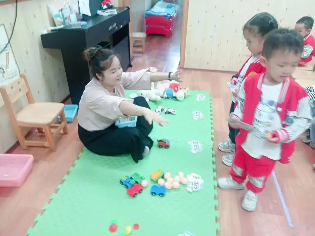 “欢乐六一,趣享成长”——燕子山小学附属幼儿园二部“庆六一”亲子主题活动 第18张 “欢乐六一,趣享成长”——燕子山小学附属幼儿园二部“庆六一”亲子主题活动 第18张