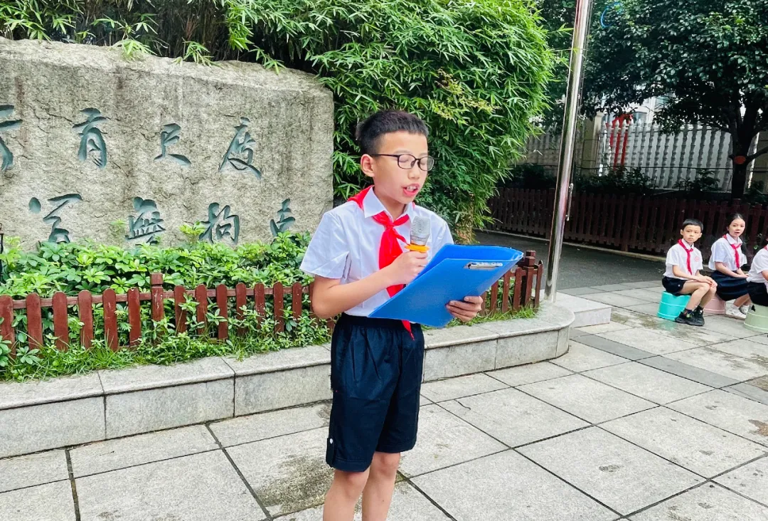 【天鸿小学】为红领巾添彩 第15张 【天鸿小学】为红领巾添彩 第15张