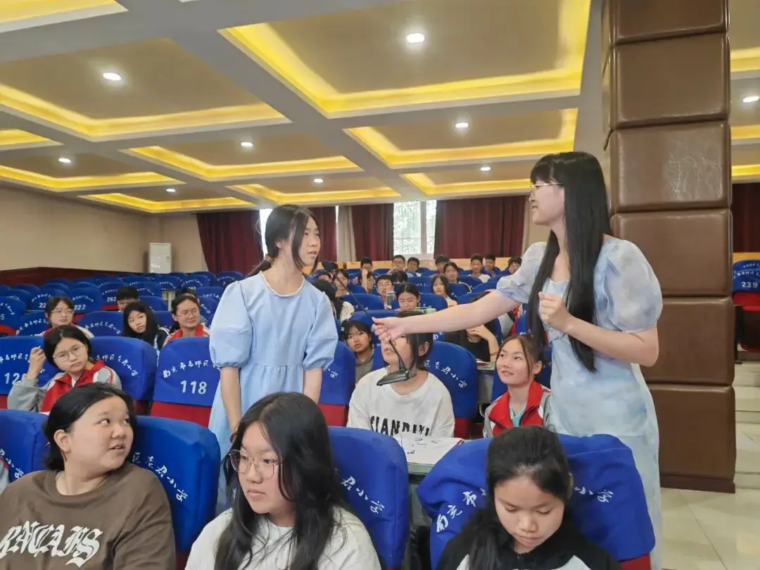 减压赋能 向高而行——高坪中学·老君小学携手共赴美好 第14张 减压赋能 向高而行——高坪中学·老君小学携手共赴美好 第14张
