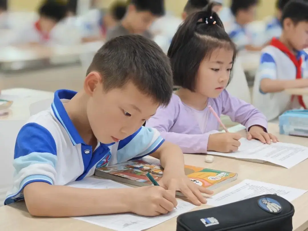 多元艺术 共绘美好生活——赭山小学第四届校园文化艺术节圆满闭幕 第61张 多元艺术 共绘美好生活——赭山小学第四届校园文化艺术节圆满闭幕 第61张