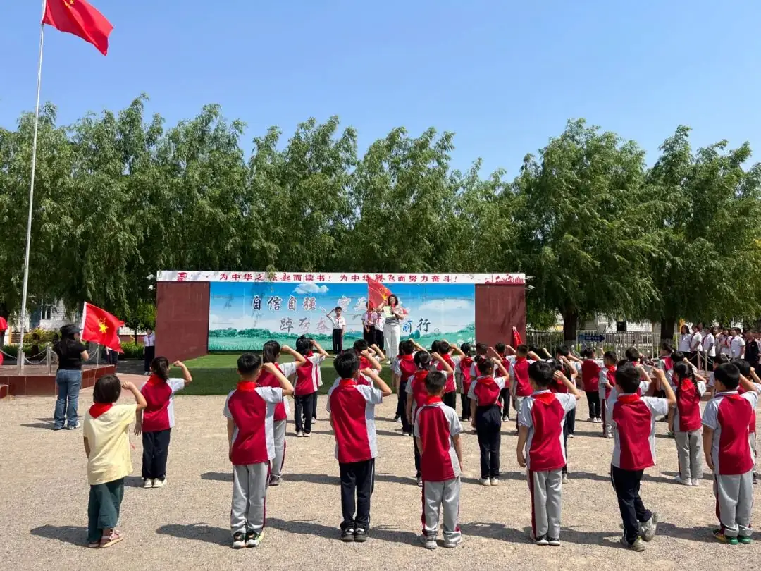 “保持童真,天天开心”赵各庄小学第十四周工作总结 第4张 “保持童真,天天开心”赵各庄小学第十四周工作总结 第4张