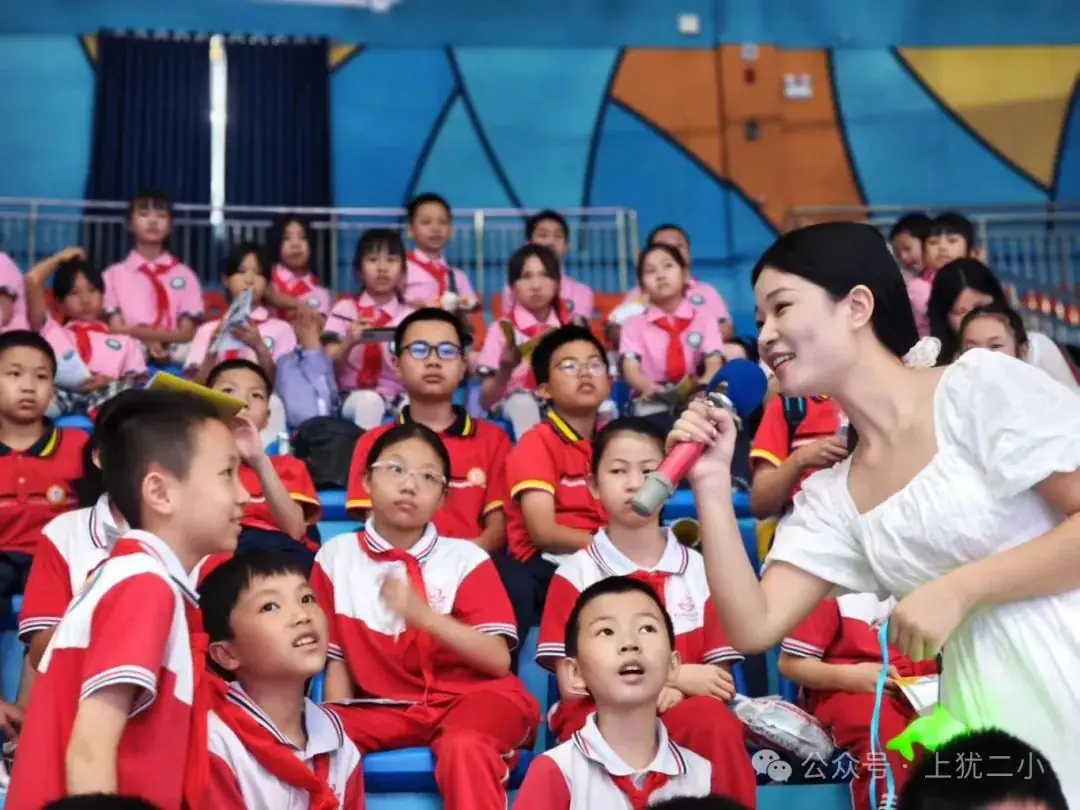 上犹县第二小学一周周报(第116期) 第14张 上犹县第二小学一周周报(第116期) 第14张