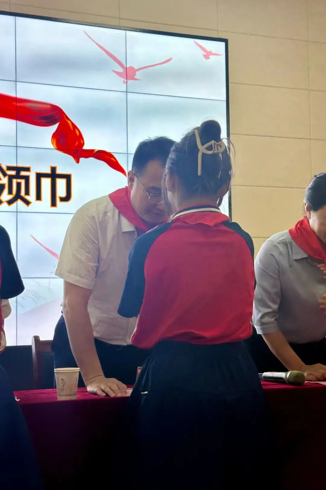 红领巾爱祖国——第一小学欢庆“六一”暨“书香浸润童年 阅读点亮人生”经典诵读活动 第12张 红领巾爱祖国——第一小学欢庆“六一”暨“书香浸润童年 阅读点亮人生”经典诵读活动 第12张
