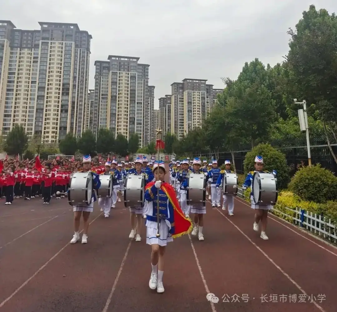 红领巾爱祖国——长垣市博爱小学2024年少先队新队员入队仪式 第15张 红领巾爱祖国——长垣市博爱小学2024年少先队新队员入队仪式 第15张