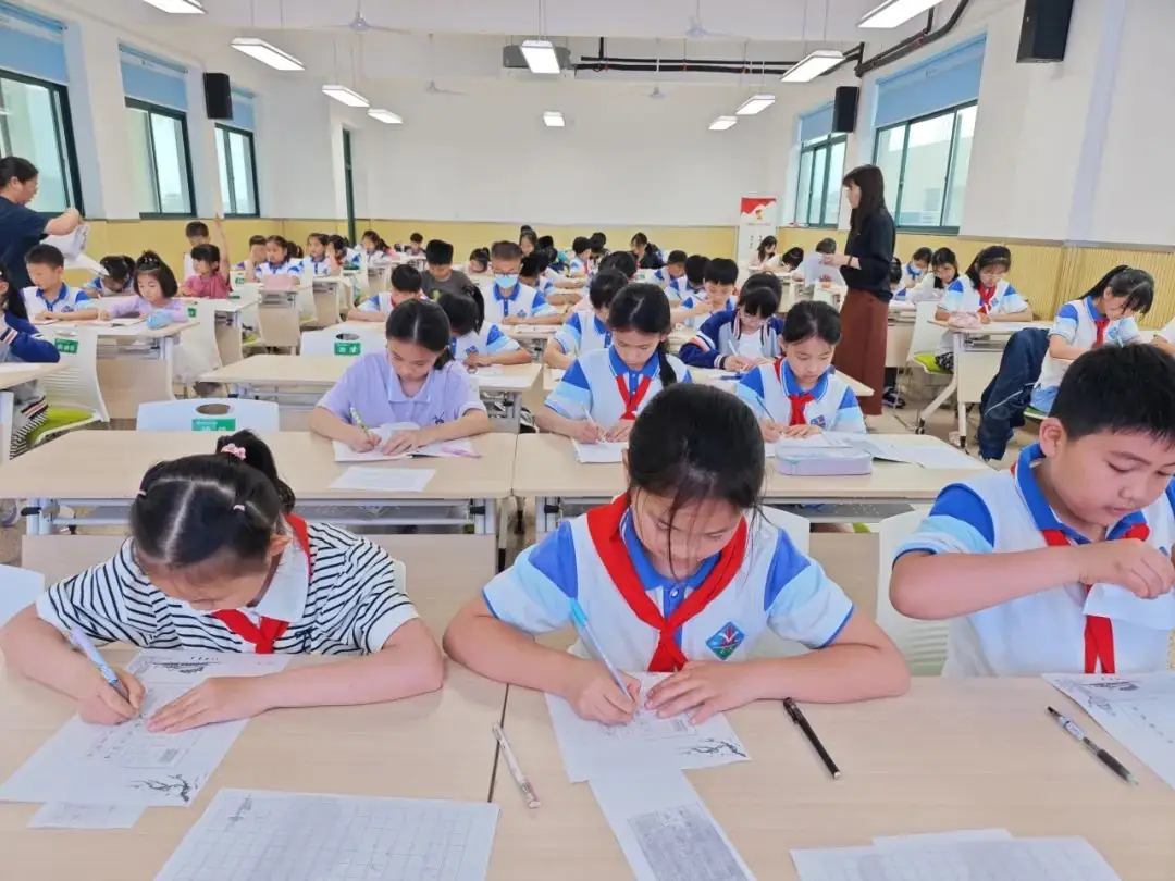 多元艺术 共绘美好生活——赭山小学第四届校园文化艺术节圆满闭幕 第62张 多元艺术 共绘美好生活——赭山小学第四届校园文化艺术节圆满闭幕 第62张