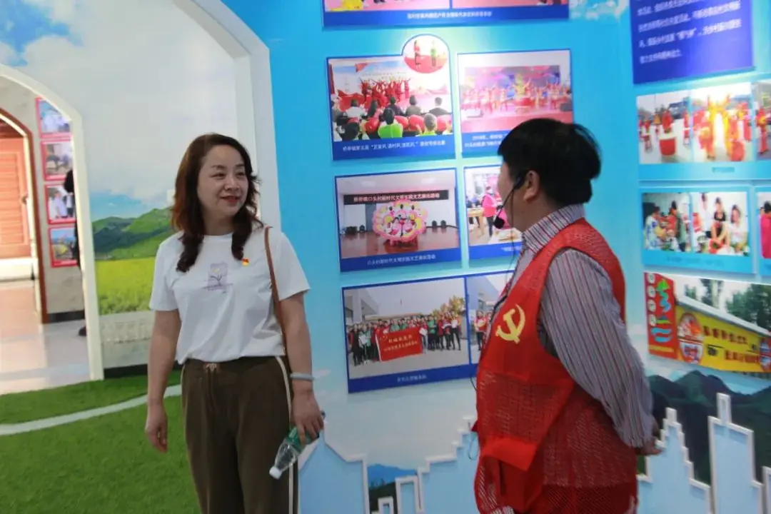 太师屯镇中心小学党总支开展“学思践悟,走进中国美丽乡村”主题党日活动 第11张 太师屯镇中心小学党总支开展“学思践悟,走进中国美丽乡村”主题党日活动 第11张