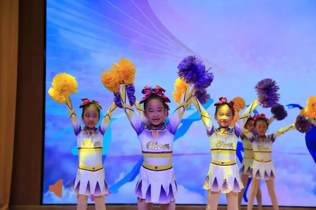 逐梦新时代,“艺”起向未来 ——上海路小学庆六一暨校园艺术节汇演活动 第19张 逐梦新时代,“艺”起向未来 ——上海路小学庆六一暨校园艺术节汇演活动 第19张