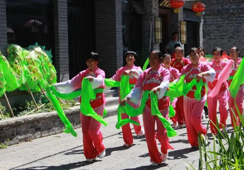 太师屯镇中心小学党总支开展“学思践悟,走进中国美丽乡村”主题党日活动 第19张 太师屯镇中心小学党总支开展“学思践悟,走进中国美丽乡村”主题党日活动 第19张