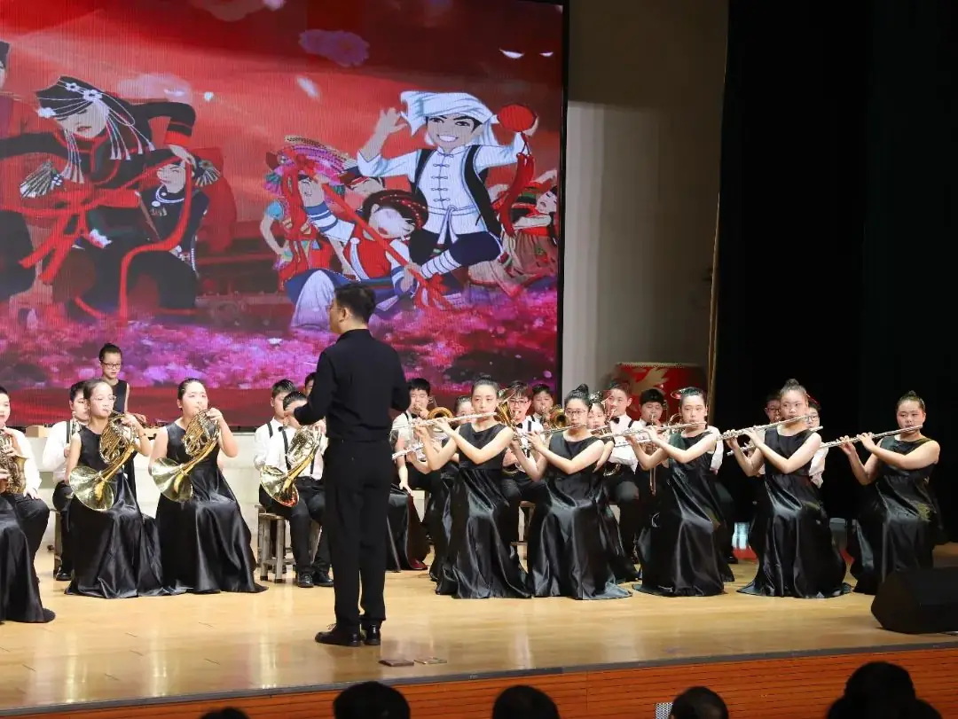 城南新语 | 红领巾爱祖国 城南小学举行2024年“六一”庆祝大会暨第二十五届“小百灵”艺术节文艺汇报演出 第9张 城南新语 | 红领巾爱祖国 城南小学举行2024年“六一”庆祝大会暨第二十五届“小百灵”艺术节文艺汇报演出 第9张
