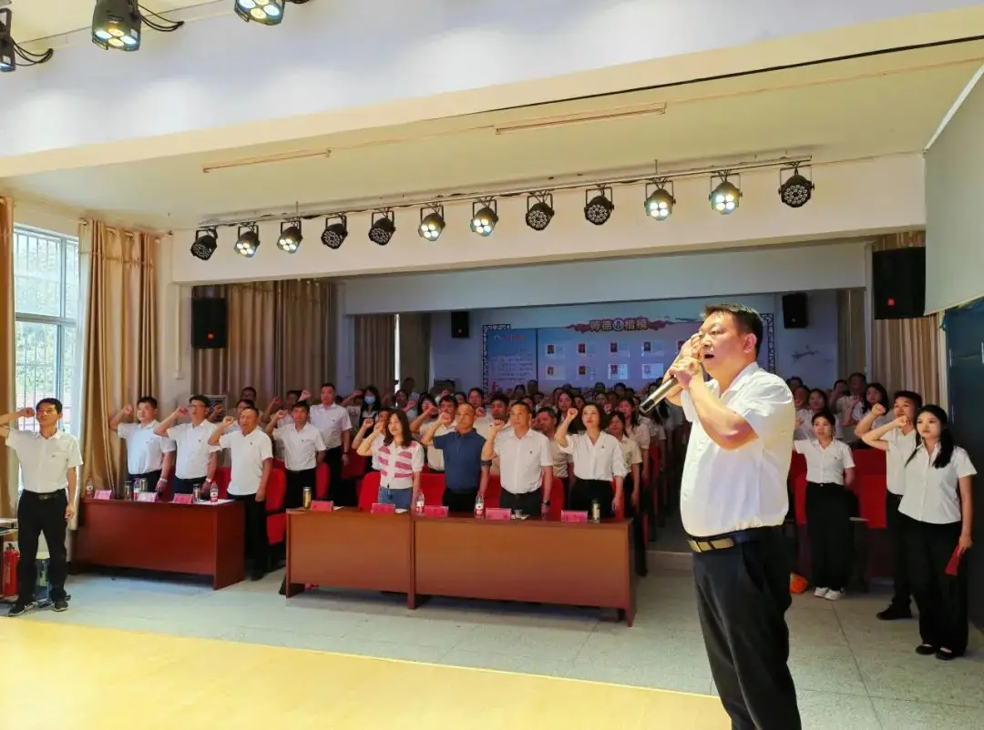 英山县城西小学一周工作回顾【第三十三期】(5月27日-6月2日) 第64张 英山县城西小学一周工作回顾【第三十三期】(5月27日-6月2日) 第64张