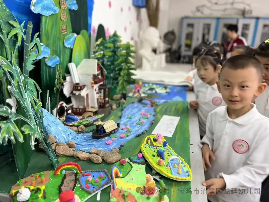 小学初体验 衔接助成长——宝鸡市渭滨区龙廷幼儿园参观小学活动 第29张 小学初体验 衔接助成长——宝鸡市渭滨区龙廷幼儿园参观小学活动 第29张