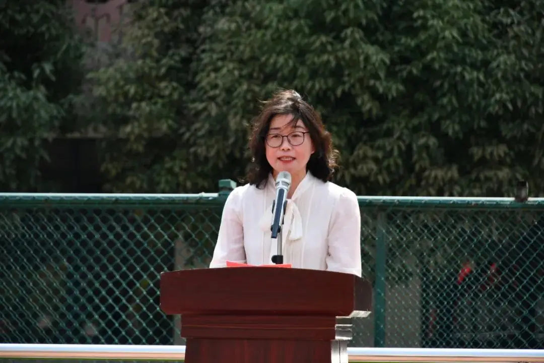 少年壮志冲云霄 中考必胜耀今朝 | 汪曾祺学校初中部隆重举行2024届学生中考壮行仪式 第18张 少年壮志冲云霄 中考必胜耀今朝 | 汪曾祺学校初中部隆重举行2024届学生中考壮行仪式 第18张