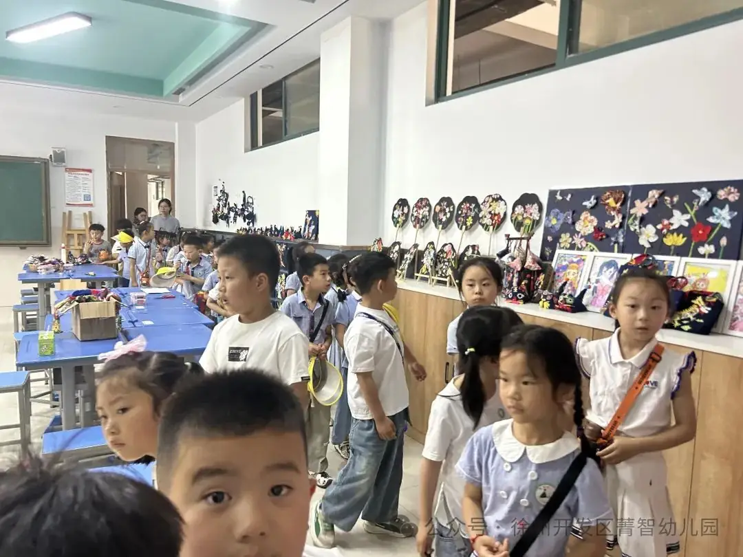 初探小学 快乐衔接——菁智幼儿园大班组参观小学活动 第8张 初探小学 快乐衔接——菁智幼儿园大班组参观小学活动 第8张