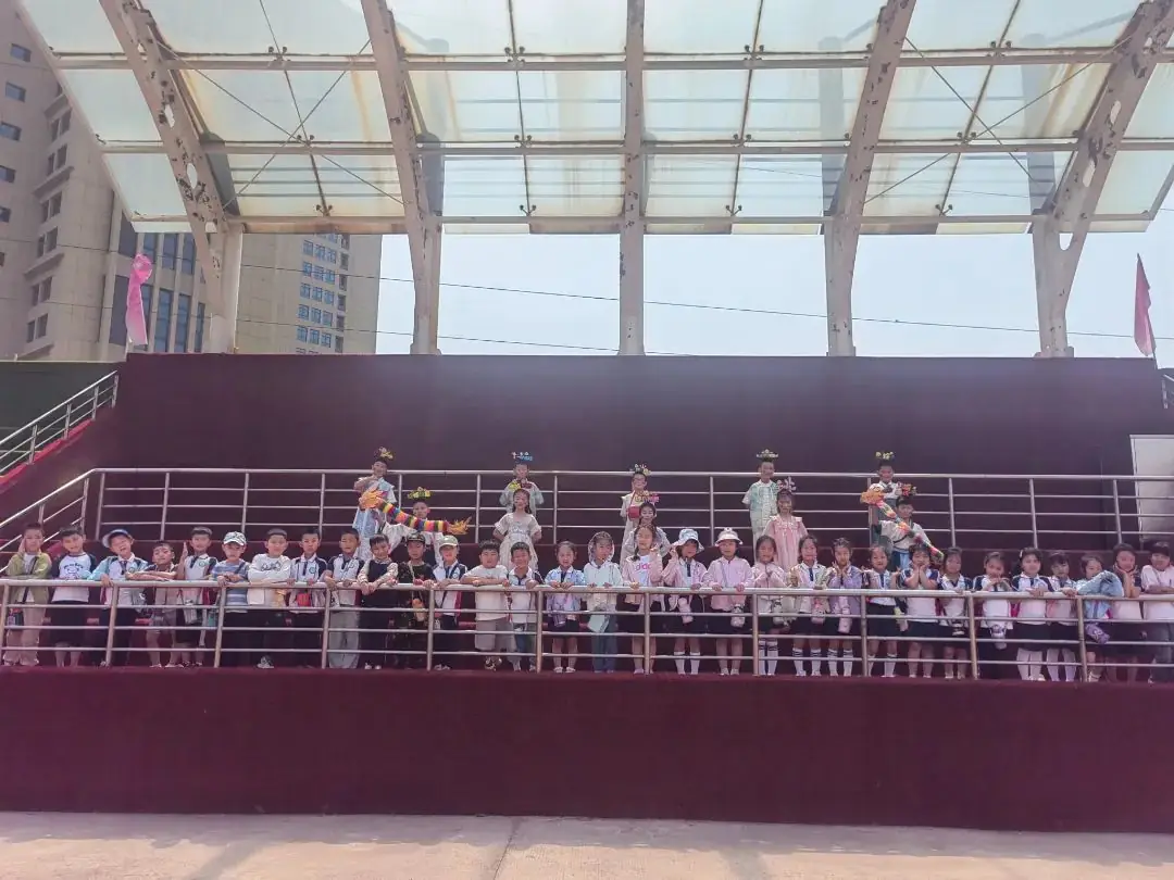 【幼小衔接】初探小学 “幼”见成长——下淀中心幼儿园大班参观小学活动 第61张