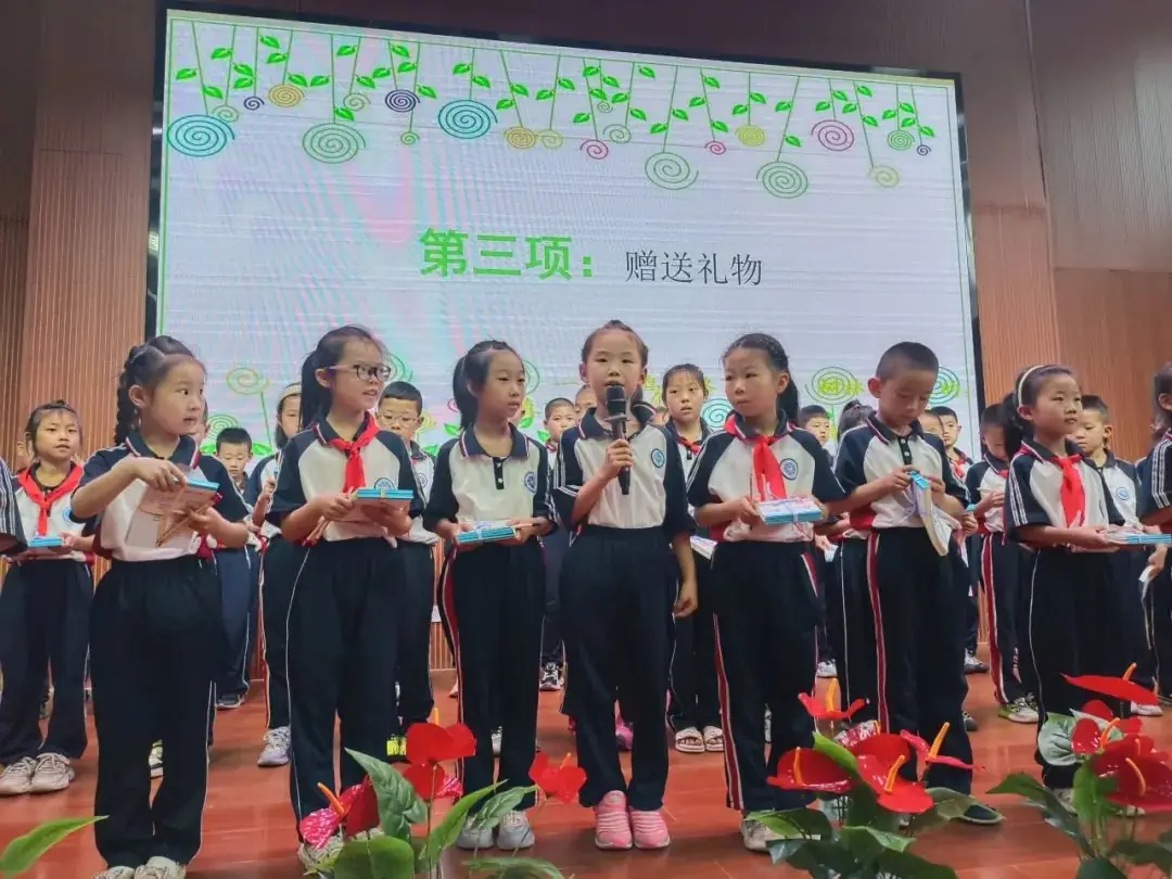 【“趣”探小学 “幼”见成长】—六幼爱之堡幼小衔接系列活动(二) 第34张 【“趣”探小学 “幼”见成长】—六幼爱之堡幼小衔接系列活动(二) 第34张