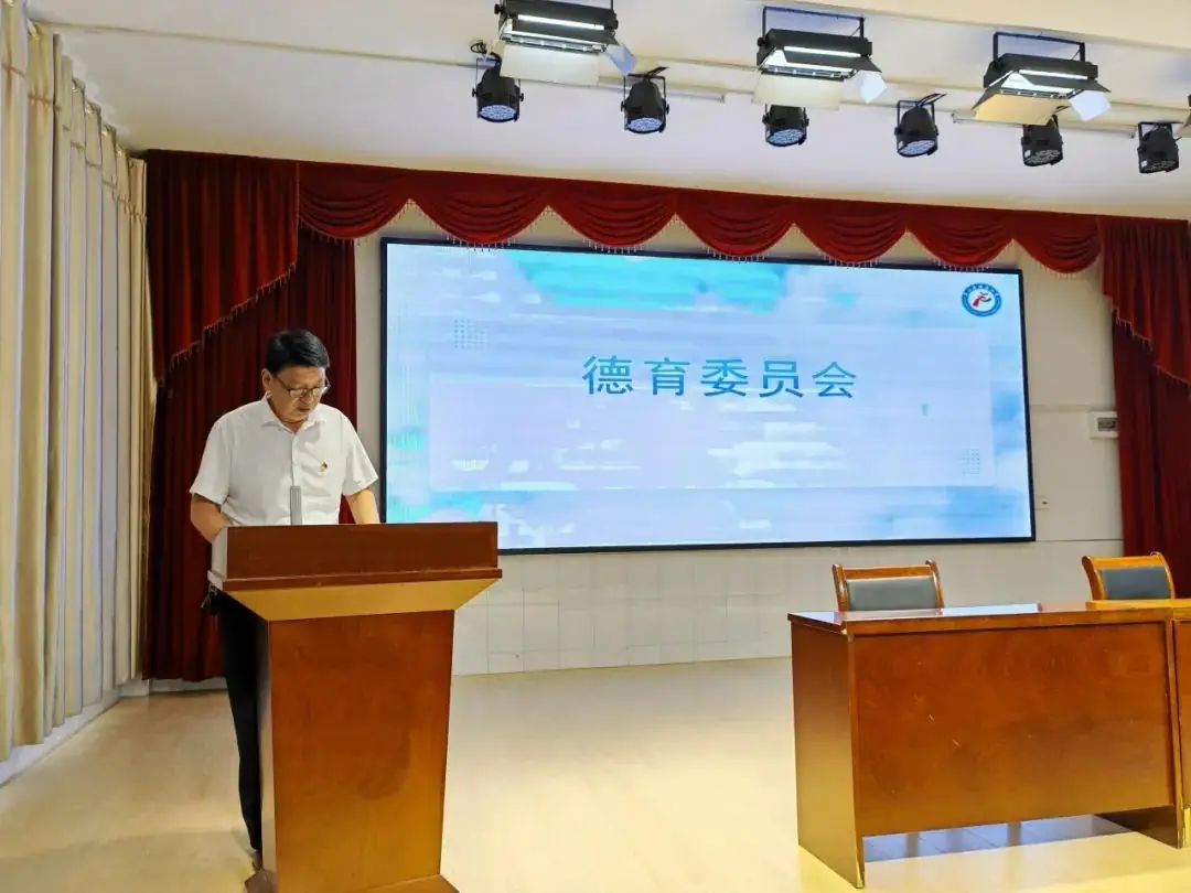 英山县城西小学一周工作回顾【第三十三期】(5月27日-6月2日) 第69张 英山县城西小学一周工作回顾【第三十三期】(5月27日-6月2日) 第69张