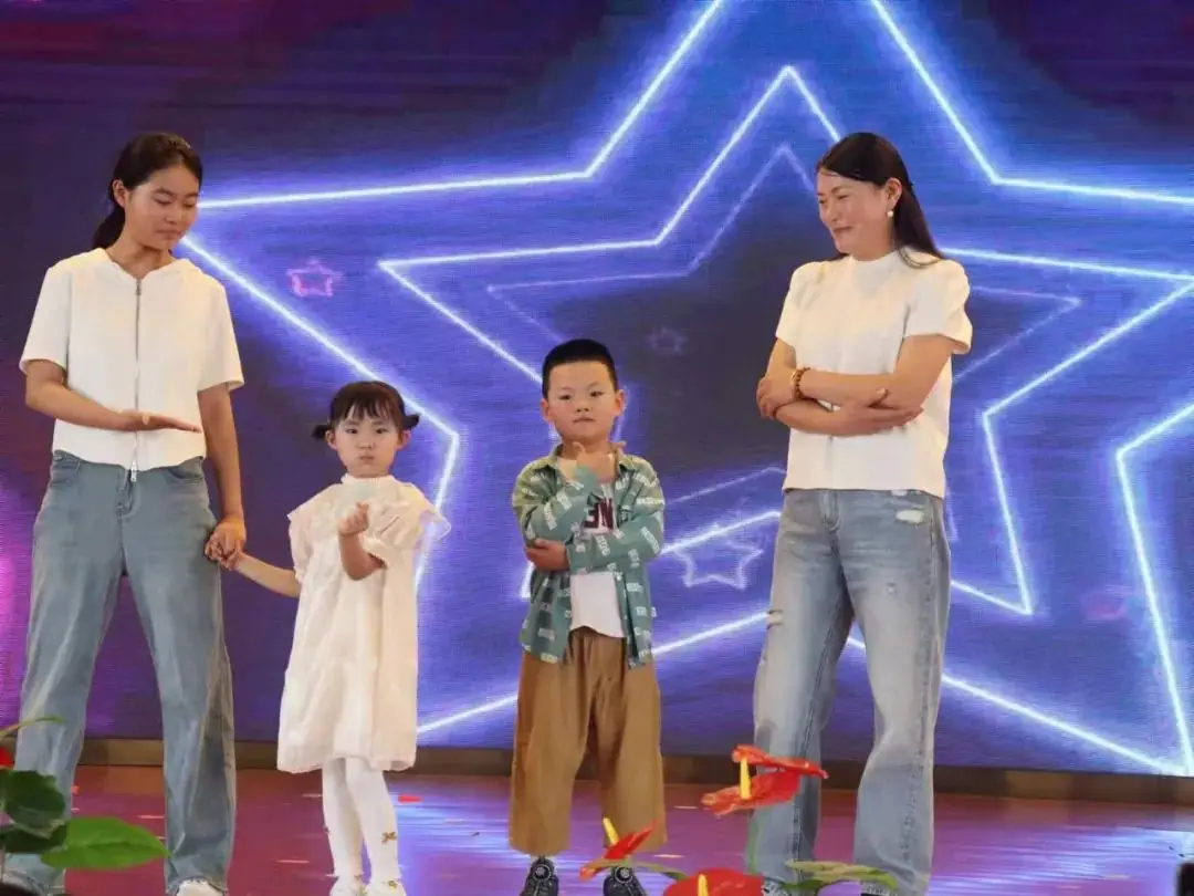 欢乐童年 精彩无限——临沂第六实验小学启智幼儿园“庆六一”系列活动纪实 第67张 欢乐童年 精彩无限——临沂第六实验小学启智幼儿园“庆六一”系列活动纪实 第67张