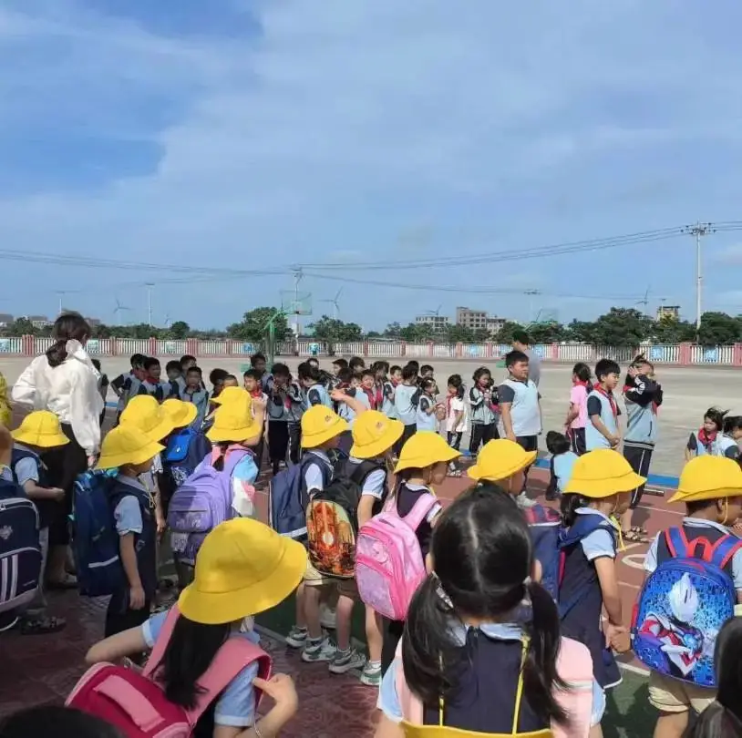 【幼小衔接】“趣”见小学,“幼”见美好——漳浦县六鳌第二中心幼儿园大班参观小学活动 第88张