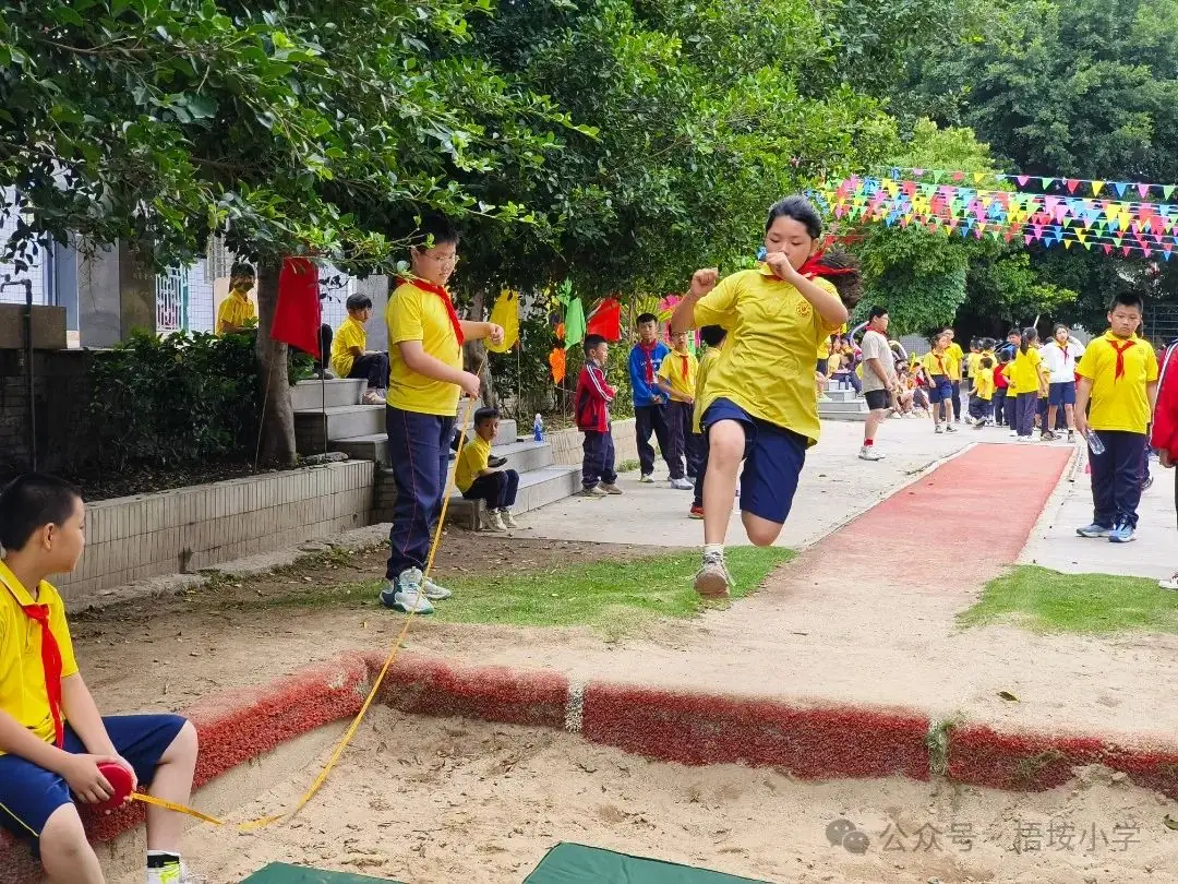 梧垵小学“六一”儿童节运动会 第26张 梧垵小学“六一”儿童节运动会 第26张