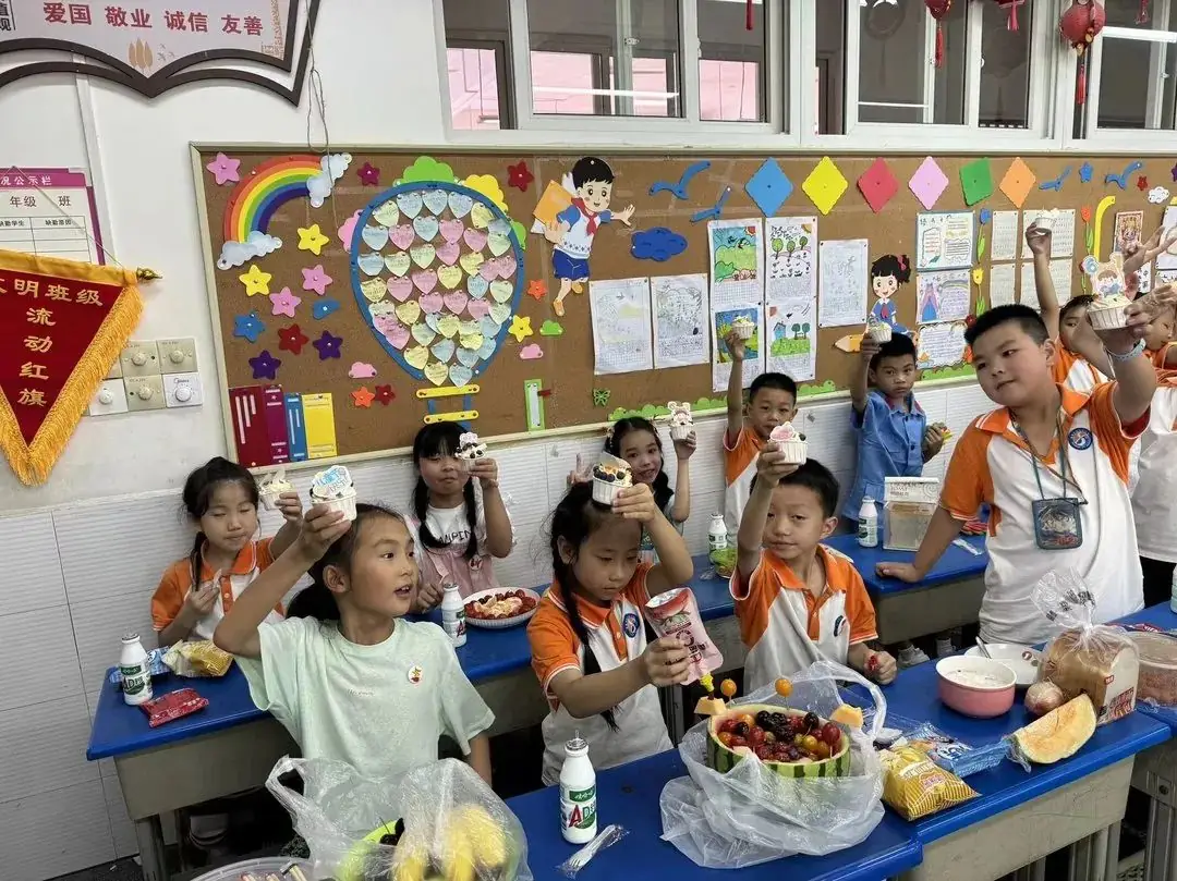 “童心向党 逐梦飞扬” 顺河街小学庆六一系列活动 第44张 “童心向党 逐梦飞扬” 顺河街小学庆六一系列活动 第44张
