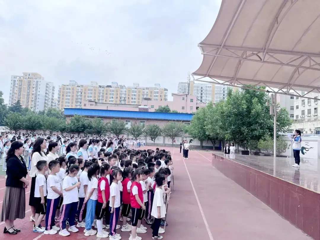 小学零距离  成长初体验 ——阎良区第一幼儿园大班幼儿参观小学纪实 第53张