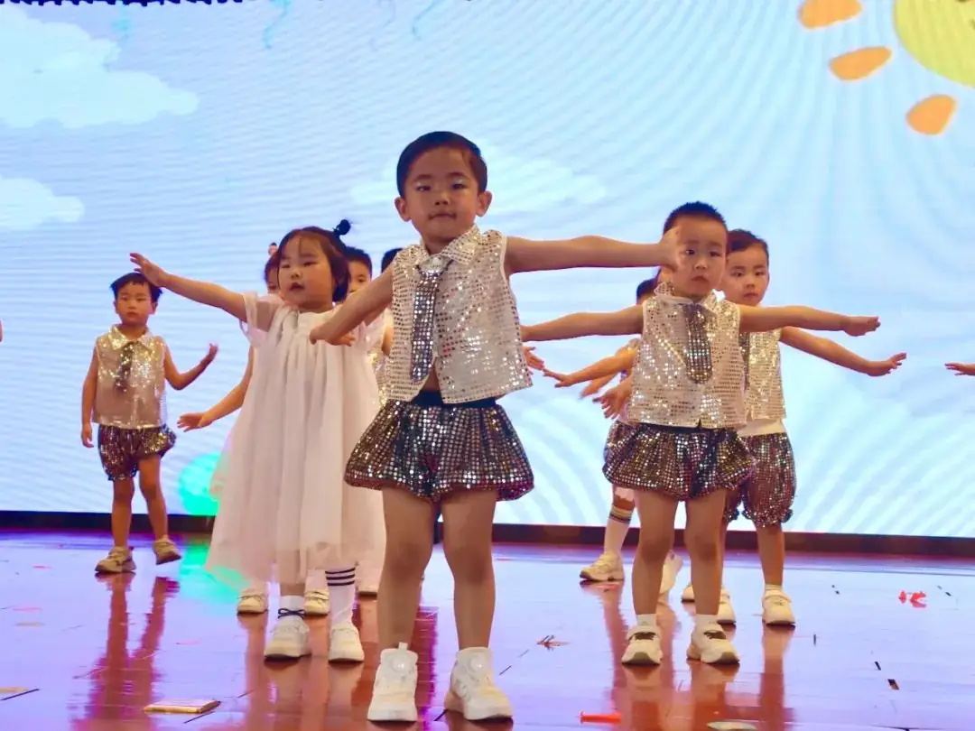 欢乐童年 精彩无限——临沂第六实验小学启智幼儿园“庆六一”系列活动纪实 第35张 欢乐童年 精彩无限——临沂第六实验小学启智幼儿园“庆六一”系列活动纪实 第35张