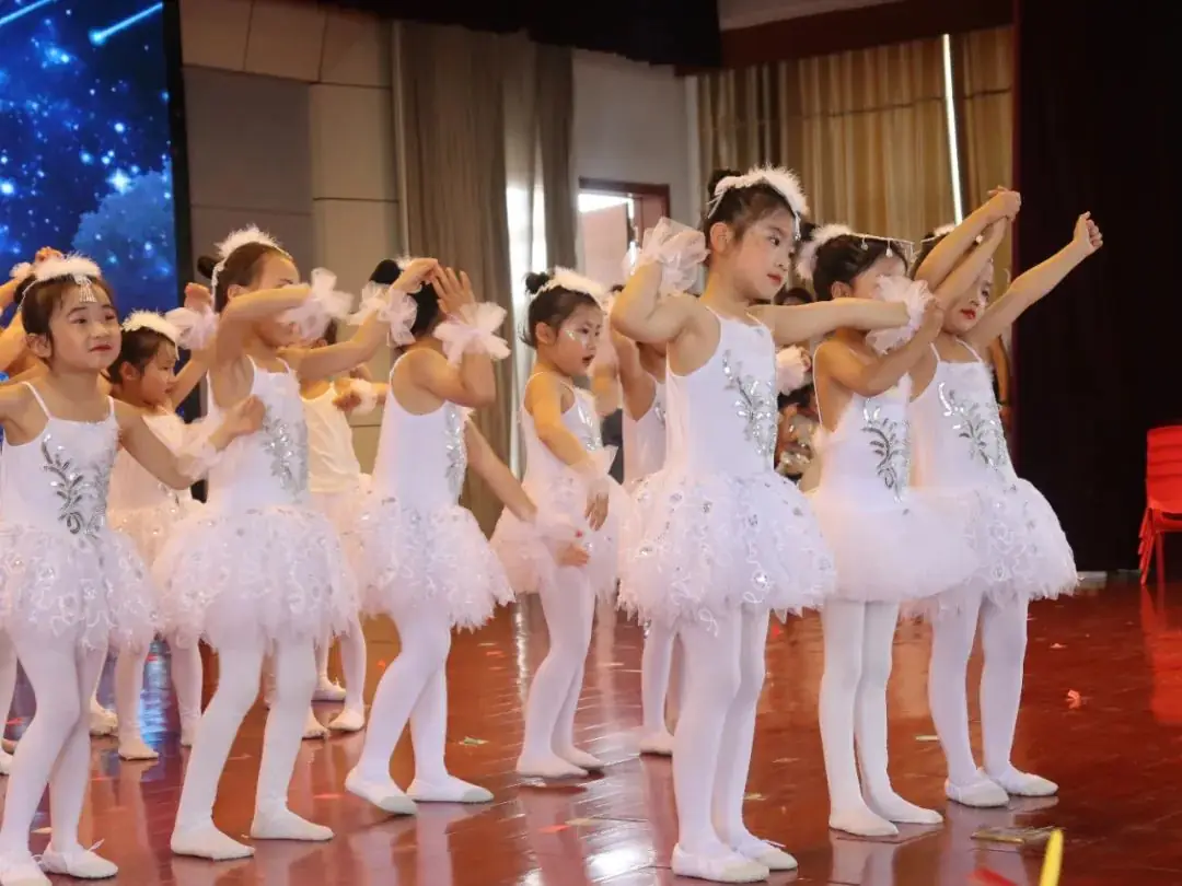 欢乐童年 精彩无限——临沂第六实验小学启智幼儿园“庆六一”系列活动纪实 第33张 欢乐童年 精彩无限——临沂第六实验小学启智幼儿园“庆六一”系列活动纪实 第33张