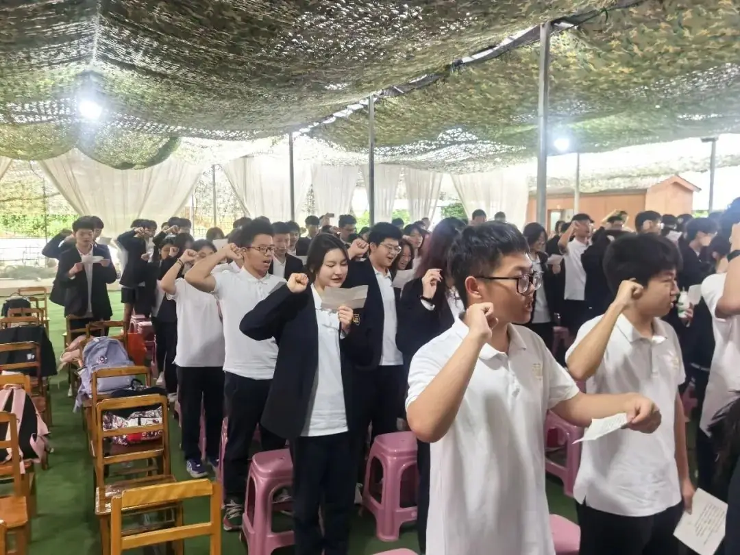 凝神聚力拼中考,奋楫笃行迎学考——君华学校高中部博雅班中考、高一年级学考冲刺活动 第11张 凝神聚力拼中考,奋楫笃行迎学考——君华学校高中部博雅班中考、高一年级学考冲刺活动 第11张