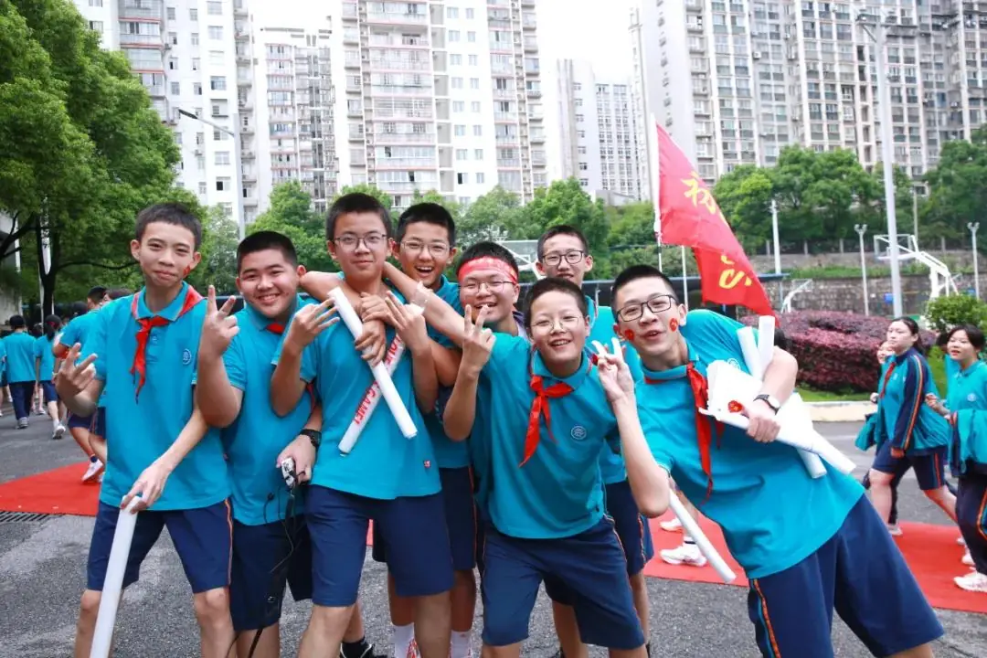 中考必胜 华益必胜 | 学校举行“激扬青春 决胜中考” 中考加油活动 第37张 中考必胜 华益必胜 | 学校举行“激扬青春 决胜中考” 中考加油活动 第37张