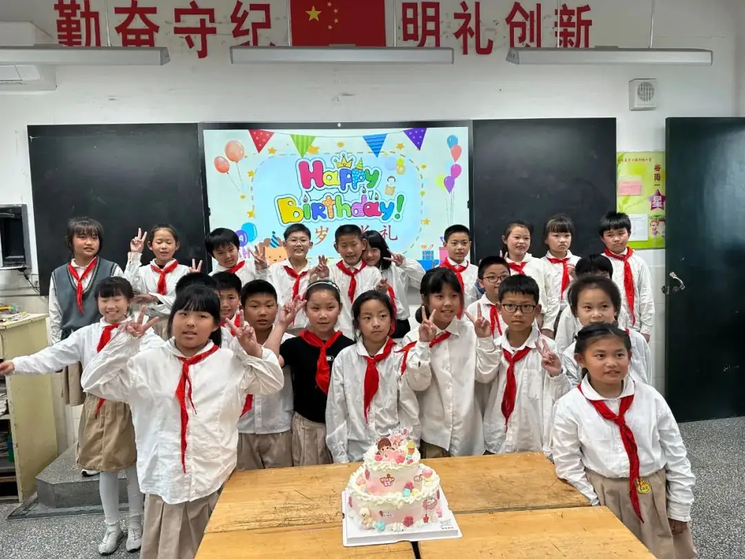 【新林小学 情感德育】花开十岁 扬帆起航——如东县洋口镇新林小学举行三年级十岁成长仪式-第35张图片-四季读书网