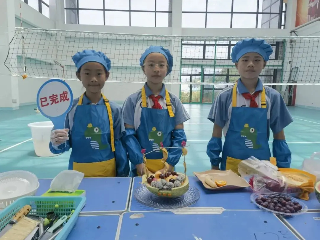 丹寨县城关第一小学第十四周要闻回顾 第35张 丹寨县城关第一小学第十四周要闻回顾 第35张