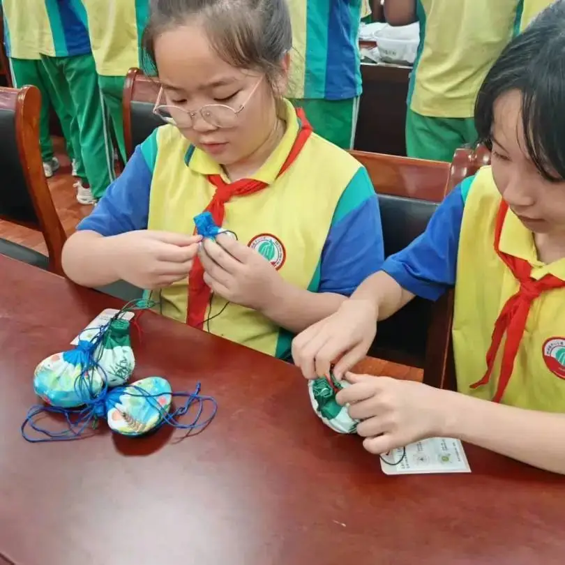 童年愉悦 快乐成长——桥梓镇中心小学2024年“六一”庆祝活动 第37张 童年愉悦 快乐成长——桥梓镇中心小学2024年“六一”庆祝活动 第37张