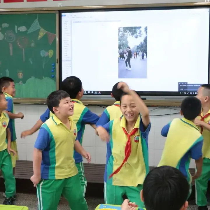 童年愉悦 快乐成长——桥梓镇中心小学2024年“六一”庆祝活动 第113张 童年愉悦 快乐成长——桥梓镇中心小学2024年“六一”庆祝活动 第113张