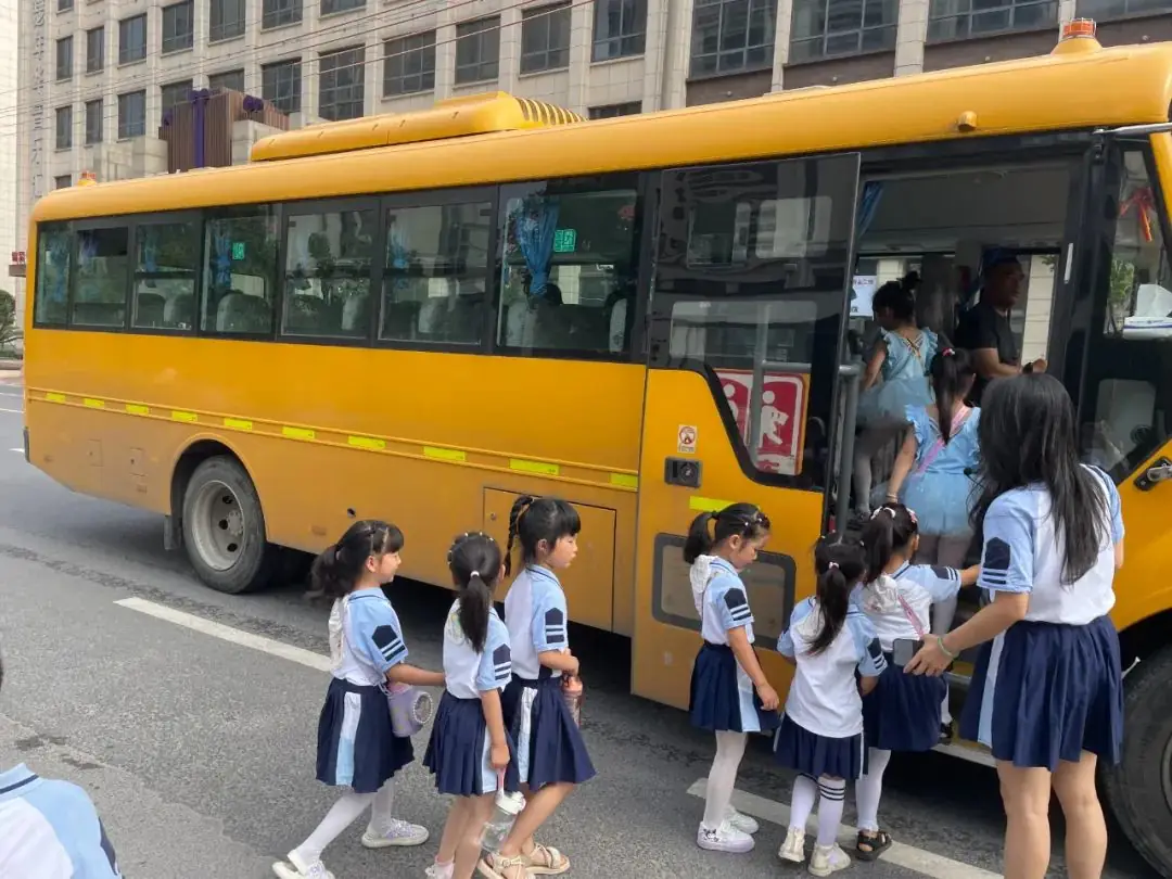 【幼小衔接】 初探小学 “幼”见成长——春溪集幼儿园大班走进小学 第12张 【幼小衔接】 初探小学 “幼”见成长——春溪集幼儿园大班走进小学 第12张