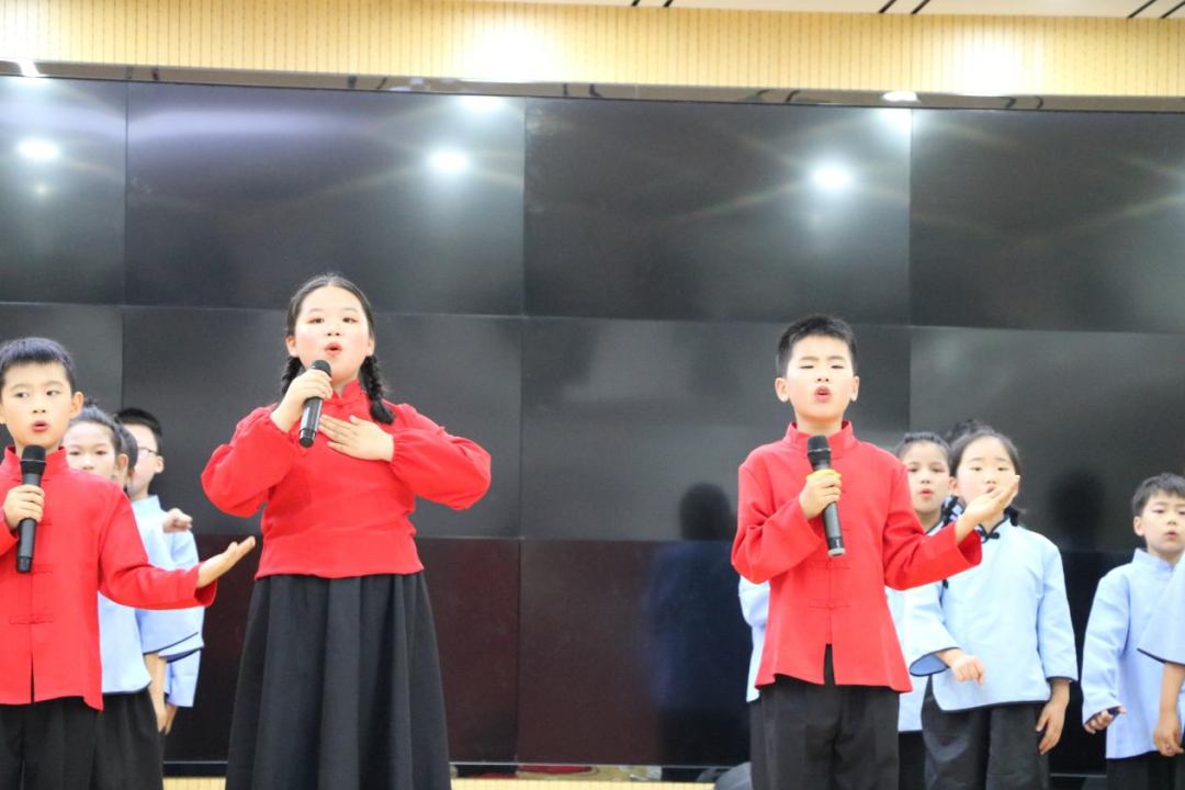 信阳市第三实验小学【典耀中华 赓续文脉】经典诵读活动——三年级组 第30张 信阳市第三实验小学【典耀中华 赓续文脉】经典诵读活动——三年级组 第30张
