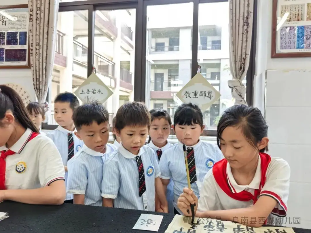 【学前教育宣传月】“初探小学 礼遇成长”——阜南县西城幼儿园大班组参观小学活动 第31张 【学前教育宣传月】“初探小学 礼遇成长”——阜南县西城幼儿园大班组参观小学活动 第31张